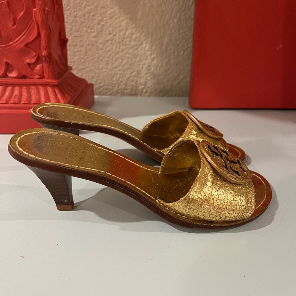Tory Burch Holly Miller Gold Slide Mules Size 6 - Picture 4 of 6